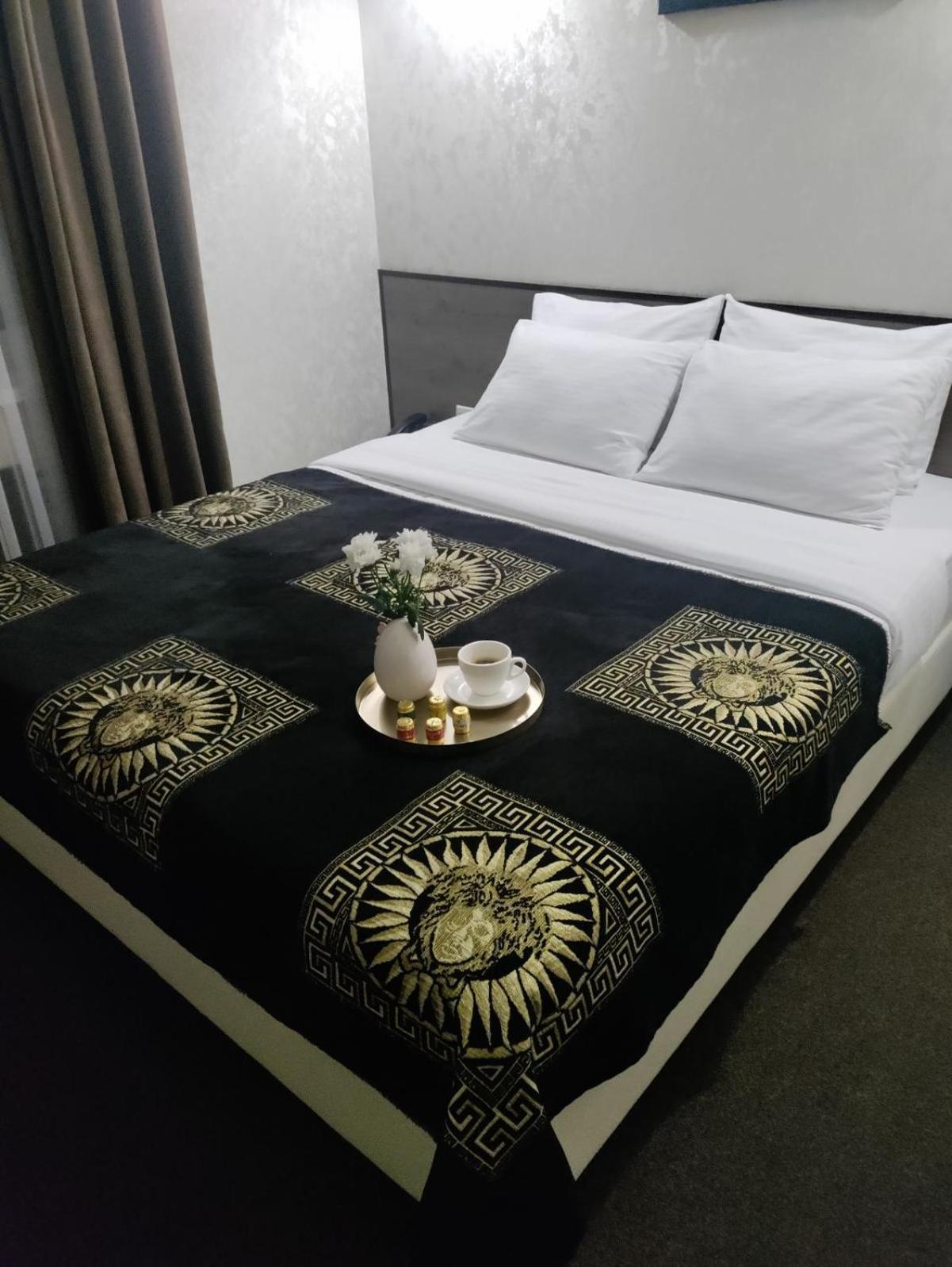 Шляпа Hotell Dnipro Exteriör bild
