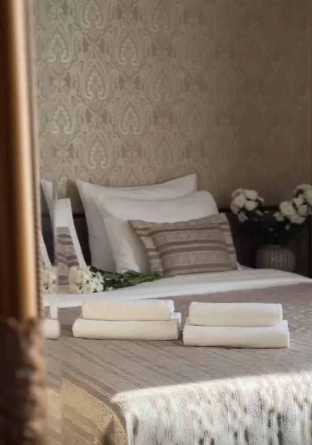 Шляпа Hotell Dnipro Rum bild