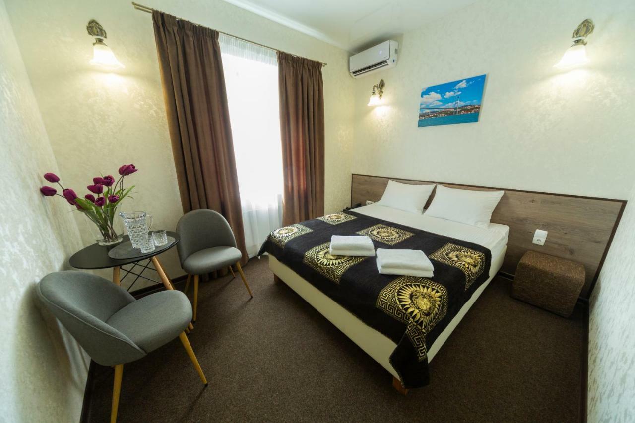 Шляпа Hotell Dnipro Exteriör bild